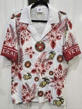 Gearvet U. S. Marines Veteran Hawaiian Print Button Down Shirt Adult Size Large